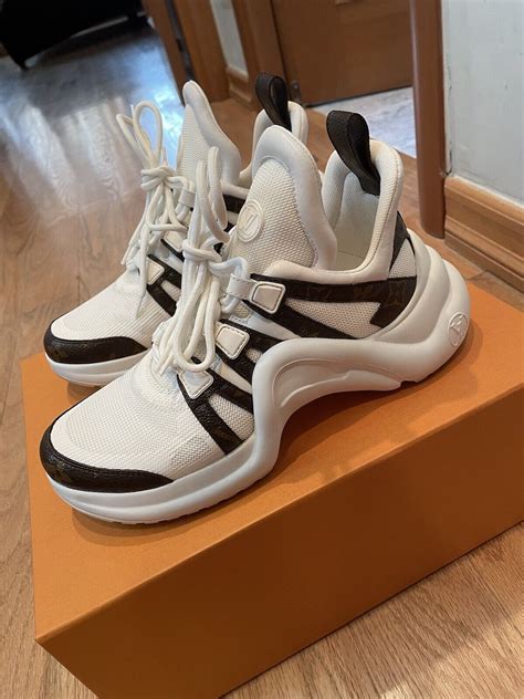 lv archlight trainer similar